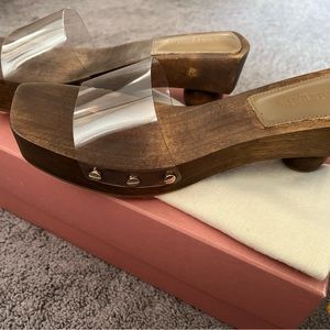Nia sandal/ Sella woodstain